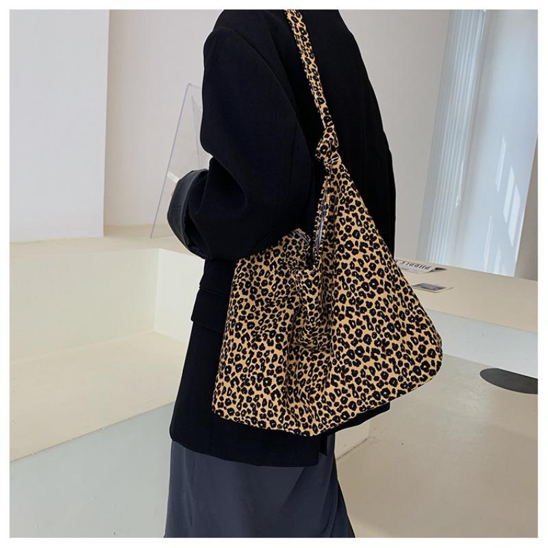 Leopard Print Diagonal Cross Large Capacity Single Shoulder Canvas Bag