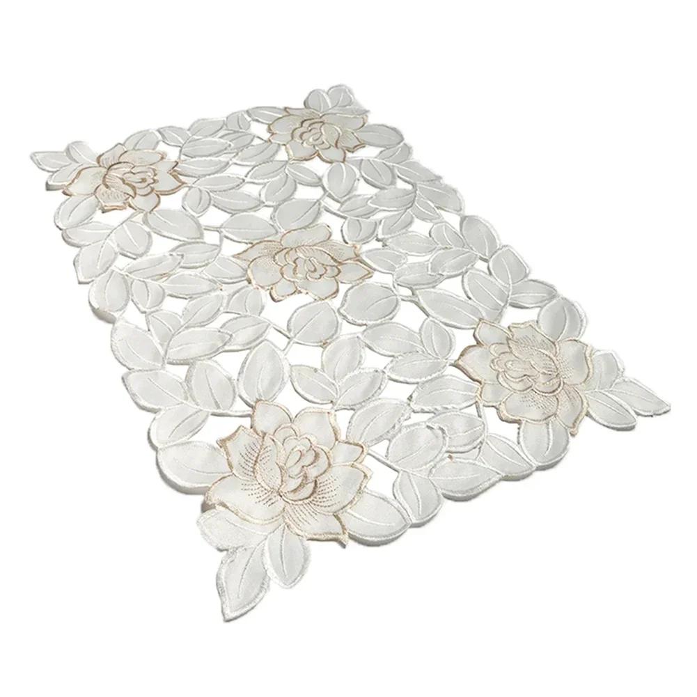 

1pc Reusable White Cotton Tablecloth Hollow Out Vintage Embroidered Lace Doilies Mat Wedding Party Home Decoration 35x45cm