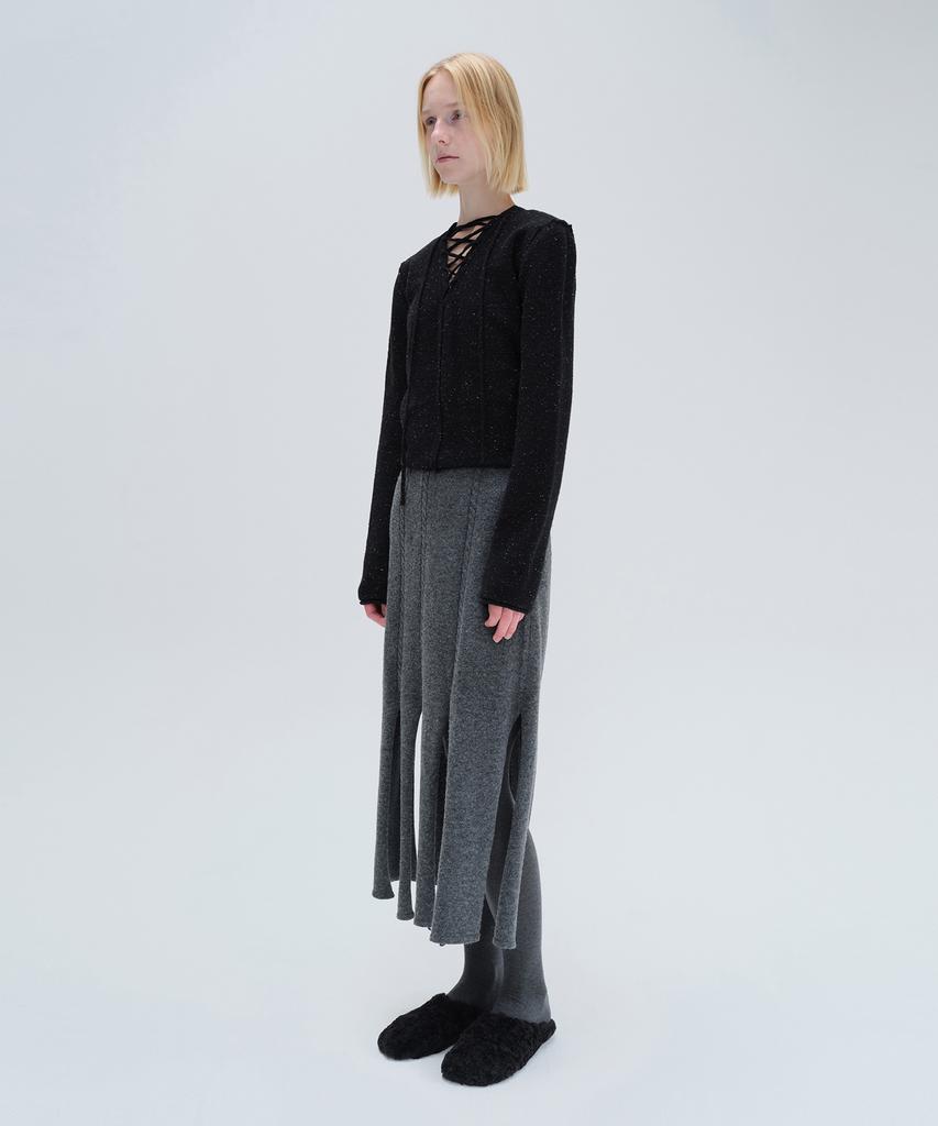 Daiaegeuneol V Neck Lace Up Knit (Black)