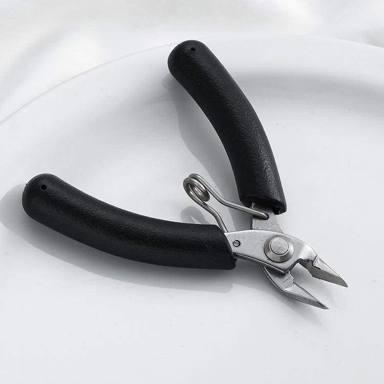 Handmade Black Stainless Steel Pointed Nose Mini Pliers for DIY Jewelry