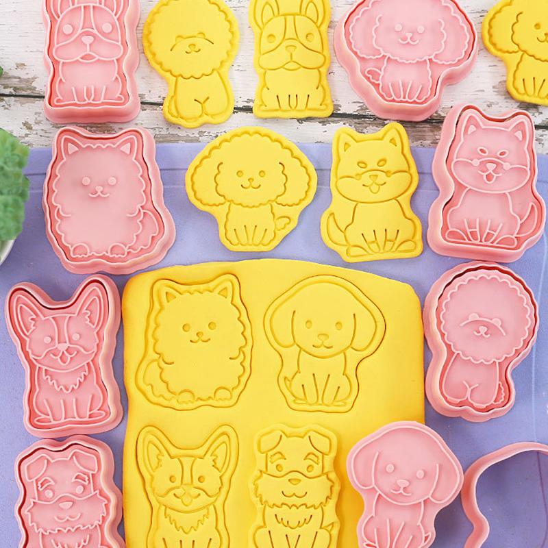 8Pcs/Set Dog Shape Cookie Cutters Plastic 3D Cartoon Pressable Biscuit Mold Cookie Stamp Kitchen Baking Pastry Bakeware Tool