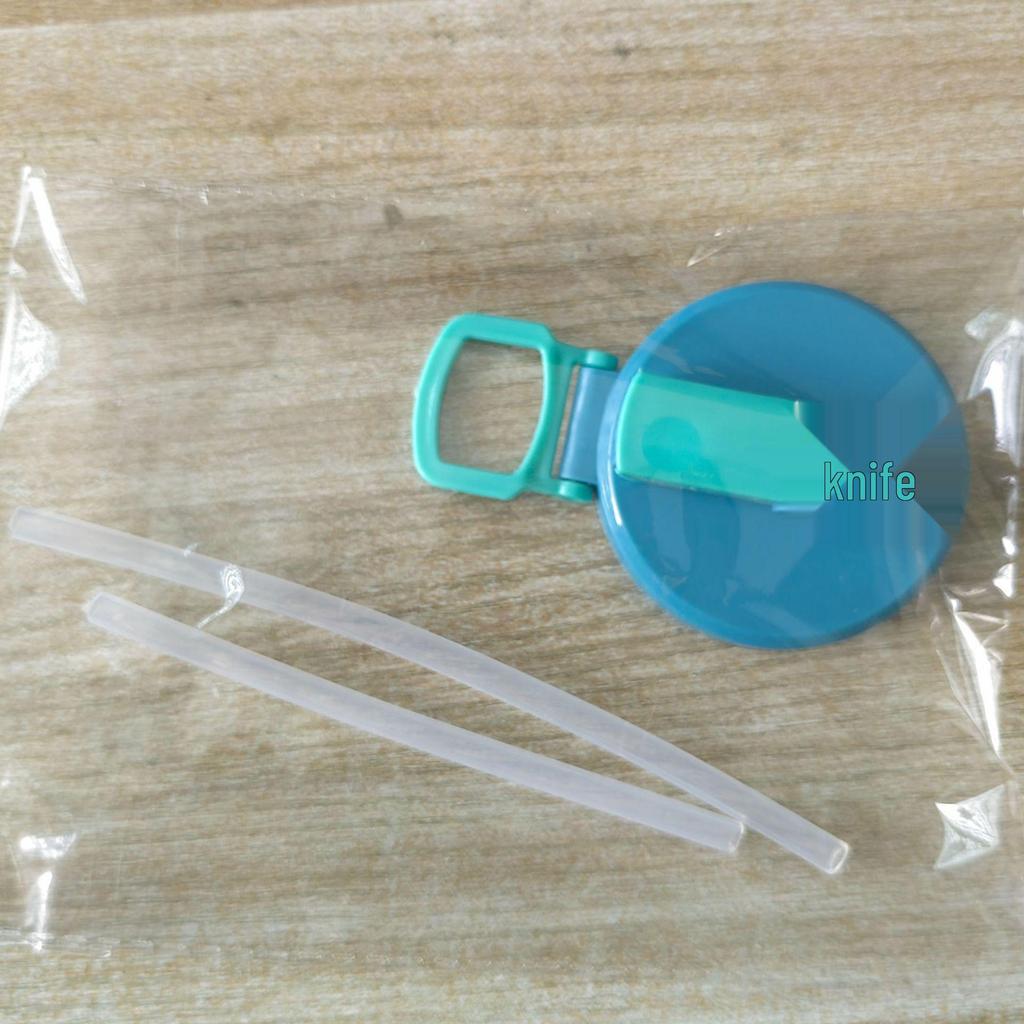 Pull-Tab Can Straw Covers - Creative Plastic Soda & Cola Lids