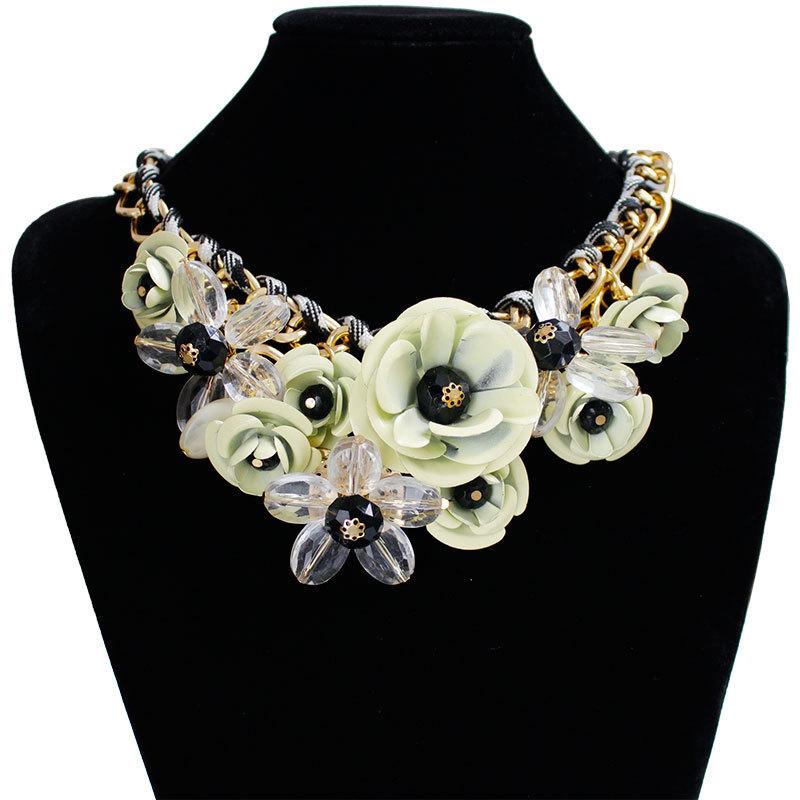 

Popular accessories, large flower and small flower chains, ethnic style necklaces белый