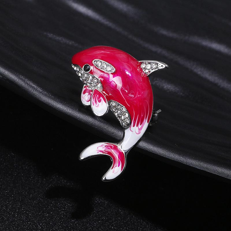 Cute Cartoon Enamel Whale Brooch - Eco-friendly Fashion Accessory