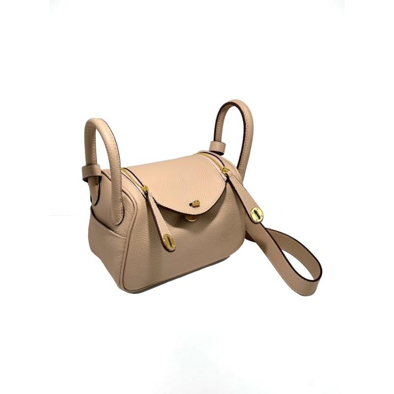 New spring and summer casual fashion messenger bag women's hand leather women's bag shoulder medicine bag