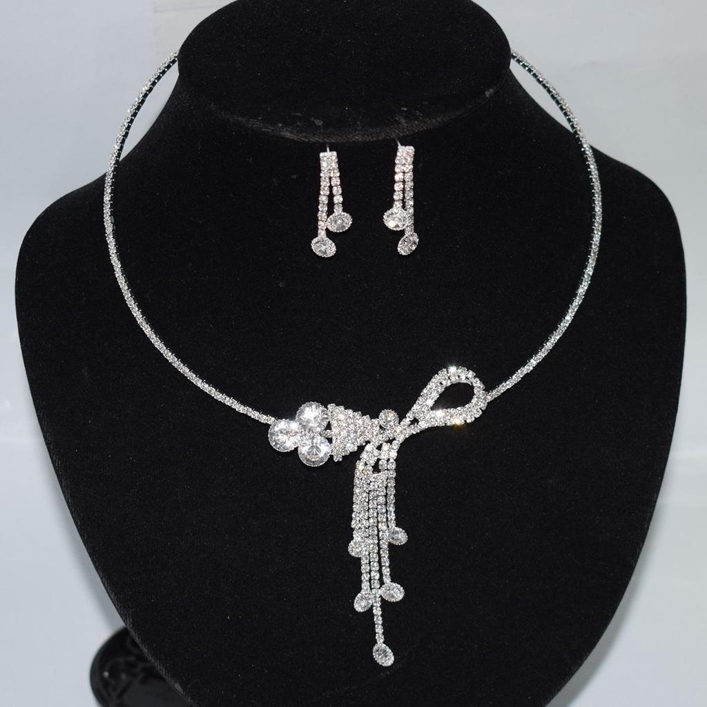 Gold & Silver Rhinestone Jewelry Set: Choker, Bracelet, Stud Earrings, & Necklace