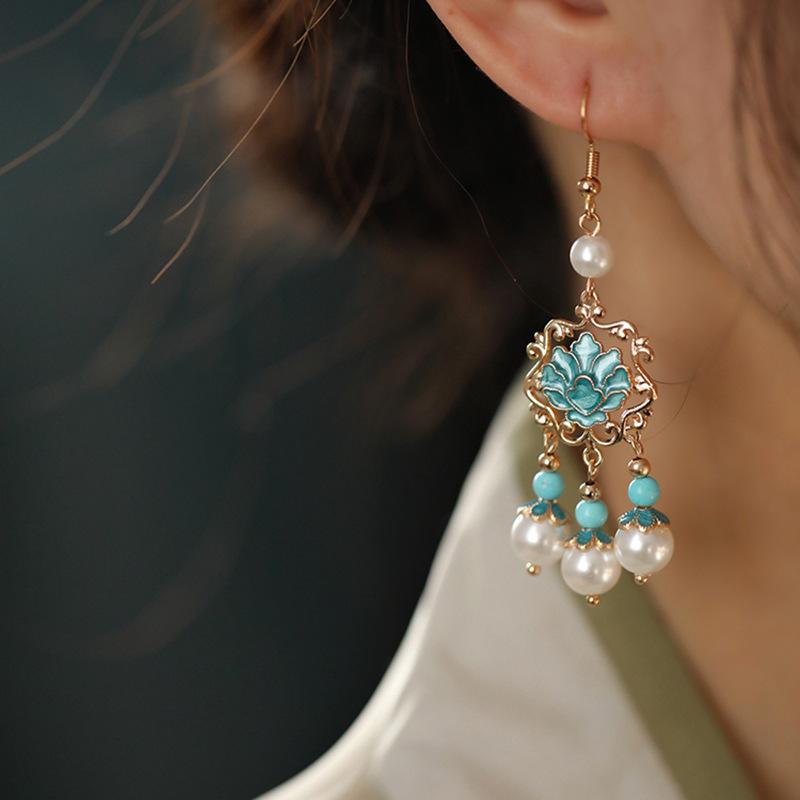 New Chinese Style Oil Drop Lotus Tassel Pearl Ear Hook Hanfu Cheongsam Accessories Travel Photography Earrings Exquisite High-end Earrings