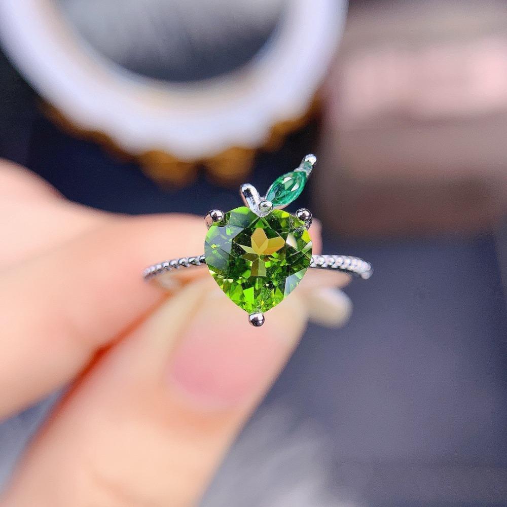 

Natural Looking Peridot Open Ring with Heart Apple Design Trendy Women Accessories