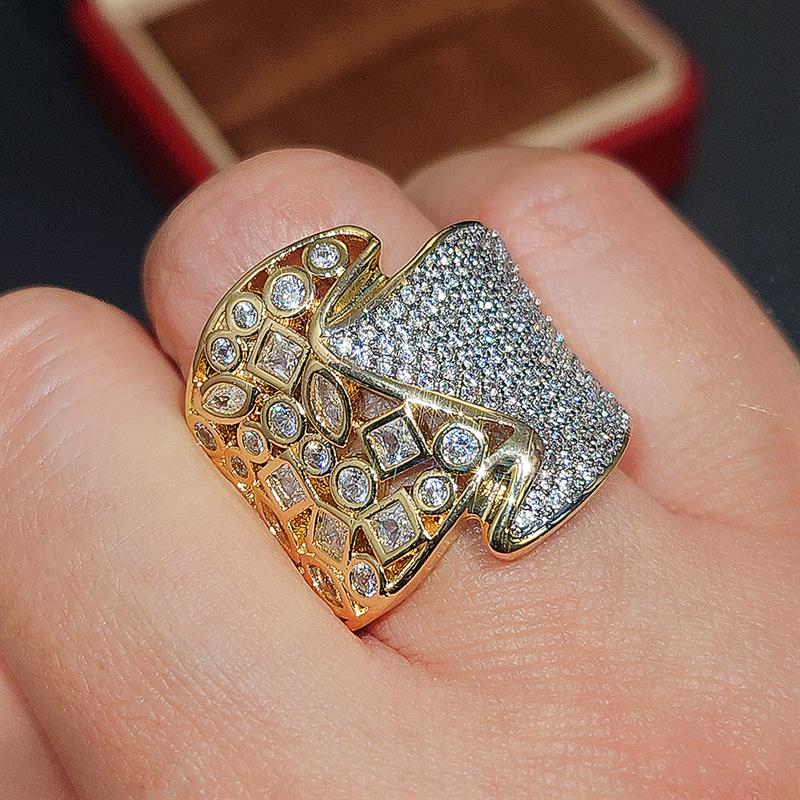 Huitan Asymmetric Women Ring Geometric Design Party Club Statement Full Shiny Cubic Zirconia Accessories Luxury Trendy Jewelry