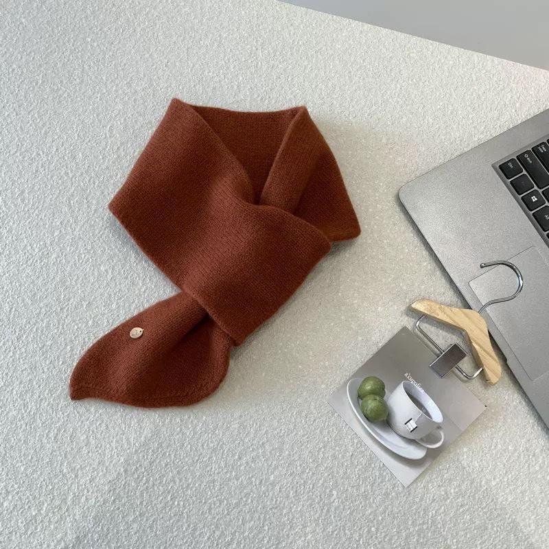 Warm Winter Wool Knitted Scarf To Keep Warm Student White Collar Portable Scarf