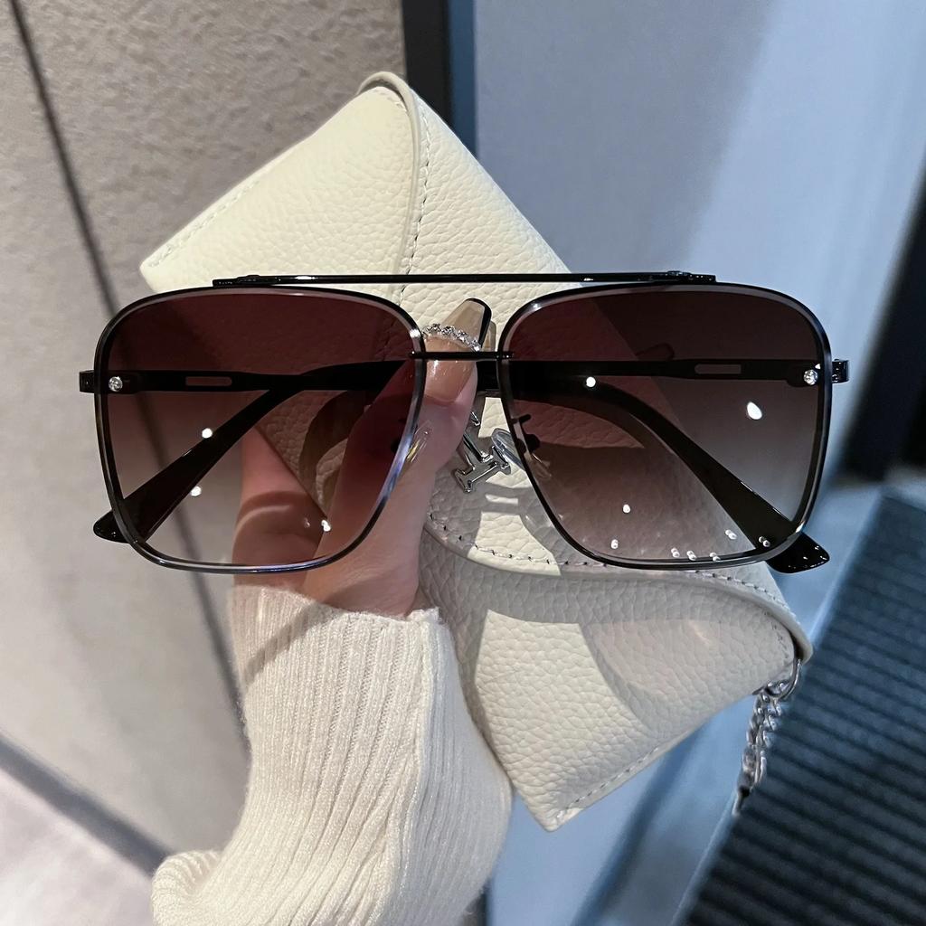 New Gradient Sunglasses for Men Fashion Metal Big Frame Sun Glasses Brand Design Luxury Lunette eil Homme