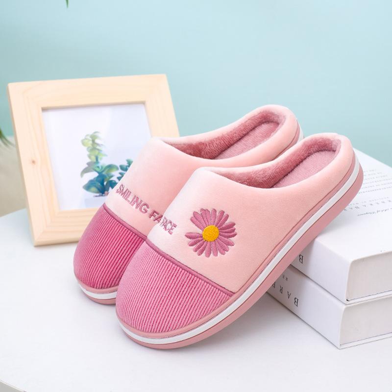 

Warm cotton slippers autumn and winter home indoor couple comfortable non-slip soft bottom cotton tow 250 is suitable for sizes 36-36 розовый