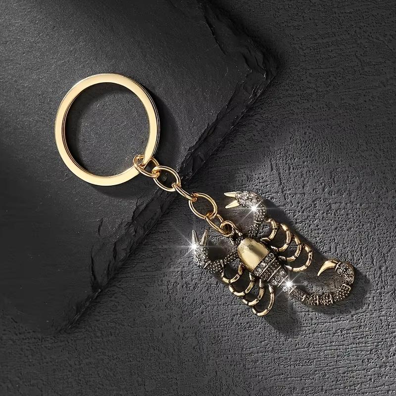 1 Stück Zinklegierung Street Style Modeaccessoire Vintage-inspiriert Strass Skorpion Anhänger Schlüsselanhänger Für Männer & Paare