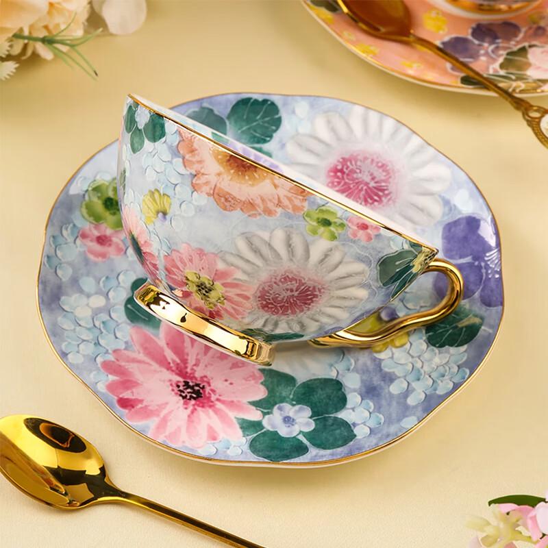 MeidQO Exquisite Bone China Coffee Cup Set