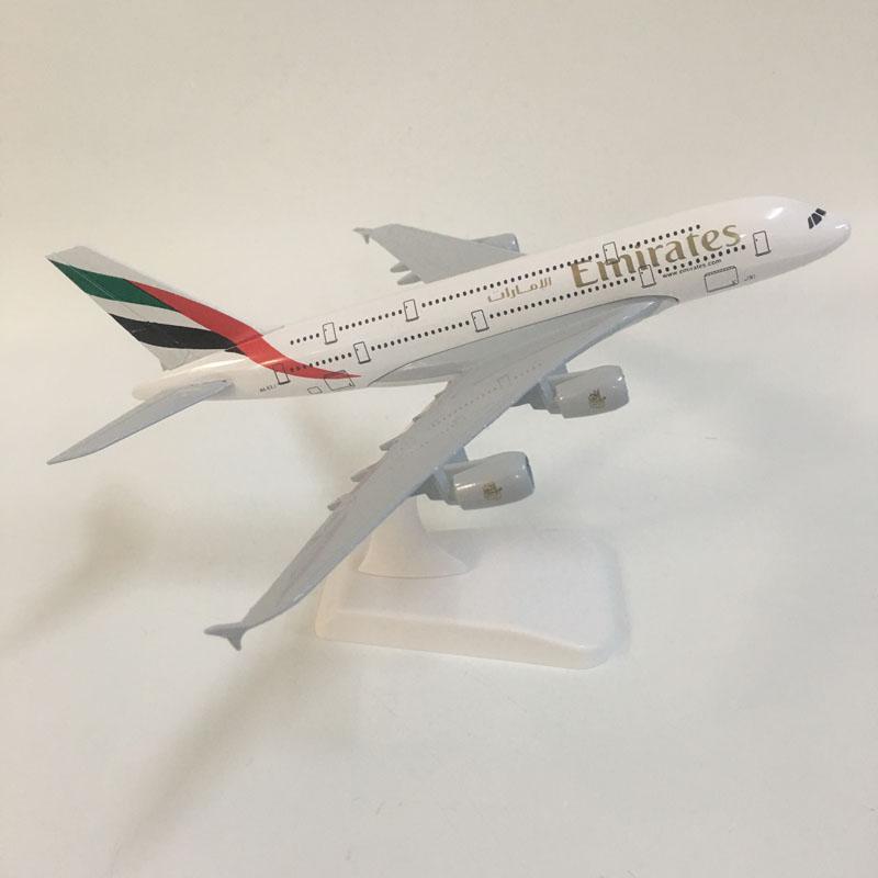 1/300 20CM Fluggesellschaft der Vereinigten Arabischen Emirate Airbus A380 Flugzeug Flugzeugmodell Flugzeugmodell Druckguss Metallflugzeuge Sammeln Geschenke