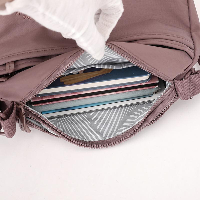 New Shoulder Small Square Bag Summer Light Nylon Bag Large Capacity Women's Messenger Bag