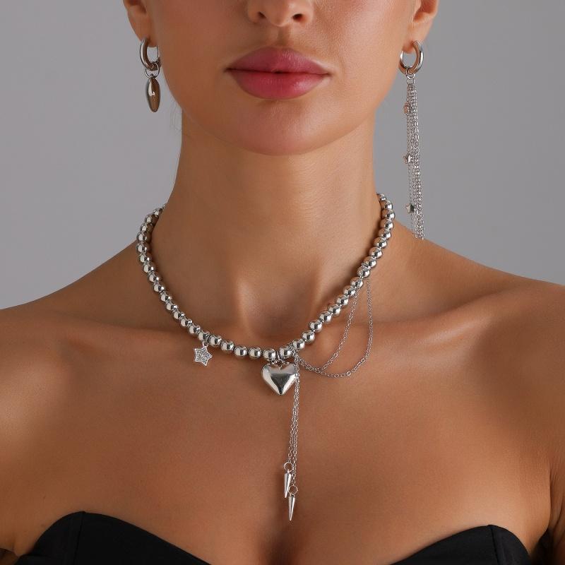 

Sweet Cool Heart-Shaped Tassel Pendant Necklace For Women Punk Collarbone Chain Party Zircon Accessory