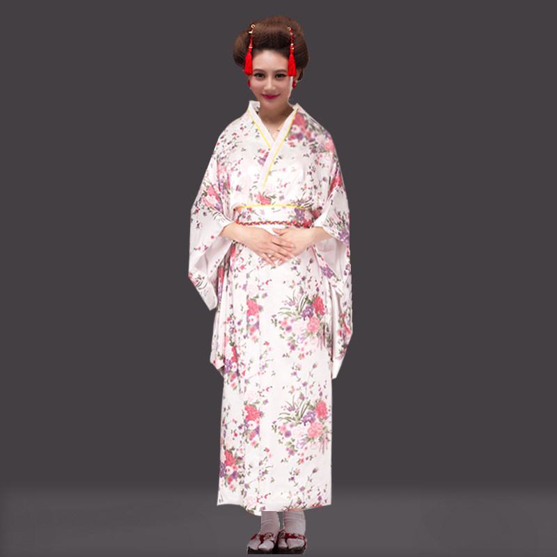 Kimono tradizionale giapponese da donna per cosplay, fotografia e performance scenica