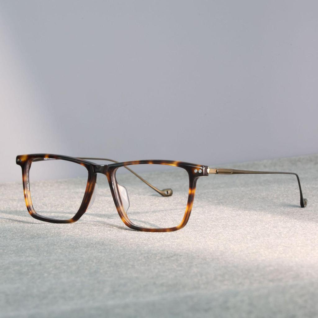 Unisex High-End Pure Titanium Eyeglass Frame for Prescription Myopia - Model 8166