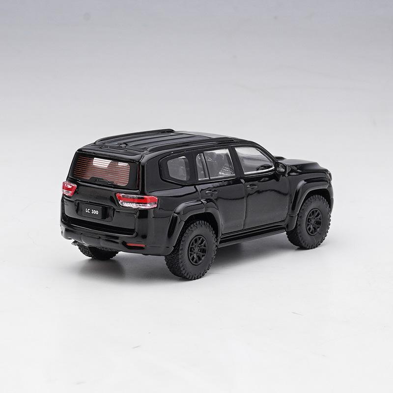 1/64 Toyota Land Cruiser LC300 Alloy Miniature Car Model Diecast Metal Scale Model Car Static Collection Children Toy Car Gift