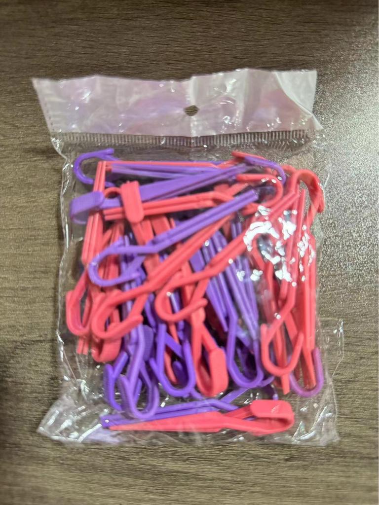 Barbershop Hairdressing Partition and Positioning Clips with Perm Paper for Cold Perms