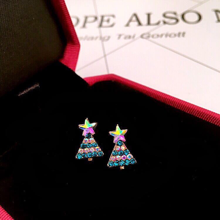 European & American Christmas Earrings: Elk, Tree, Snowman, Deer Designs for Women