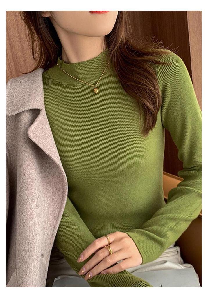 Women's Black Wool Semi-High Neck Base Layer Sweater - Soft, Comfortable, Slimming Fit for Autumn/Winter.