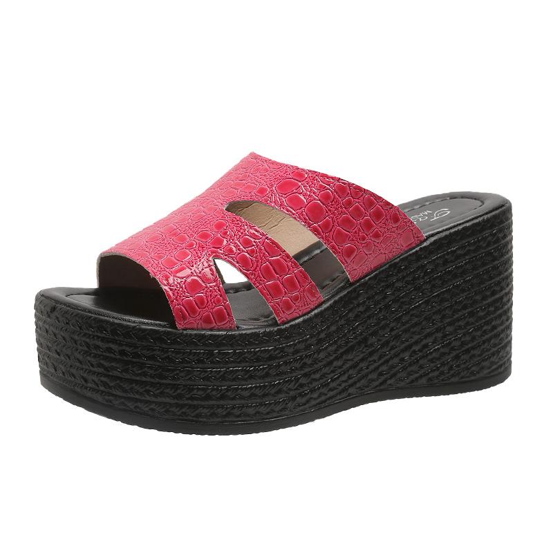 Women Platform Slippers Plus Size High Heels Slippers Women Summer Fashion Wedges Sandals beach Slides Women Zapatos De Mujer