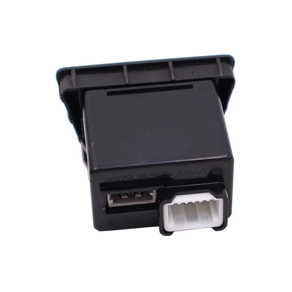 OEM 96120-2Z500 USB Reader iPod AUX Port Adapter for HYUNDAI Tucson Ix35