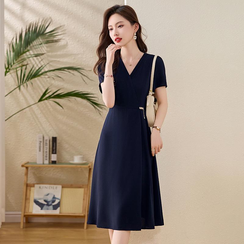 Women's Summer 2025 Short Sleeve V-Neck A-Line Dress, Waist-Slimming and Elegant Design (LX273)