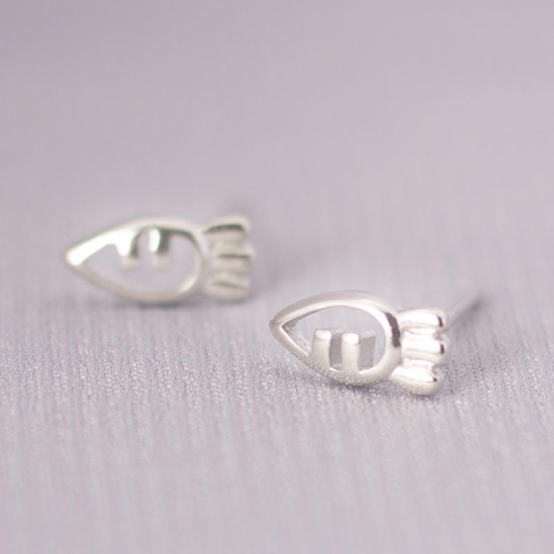 Ohrstecker mit s925 Silbernadel im koreanischen Stil für Damen – Minimalistisches & Persönlichkeitsdesign