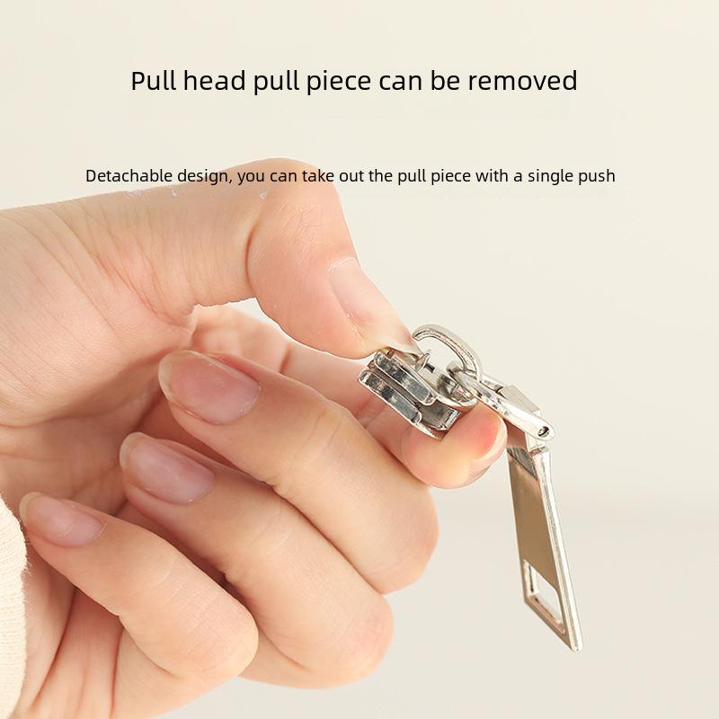 Tool-Free Removable and Replaceable Luggage Wallet Zipper Puller Pendant