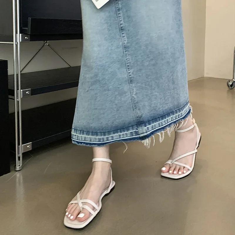 Fashion 2025 Summer Gladiator Women Sandals Fashion Elegant Narrow Band Clip Toe Shoes Ladies Comfort Flats Beach Sandalias