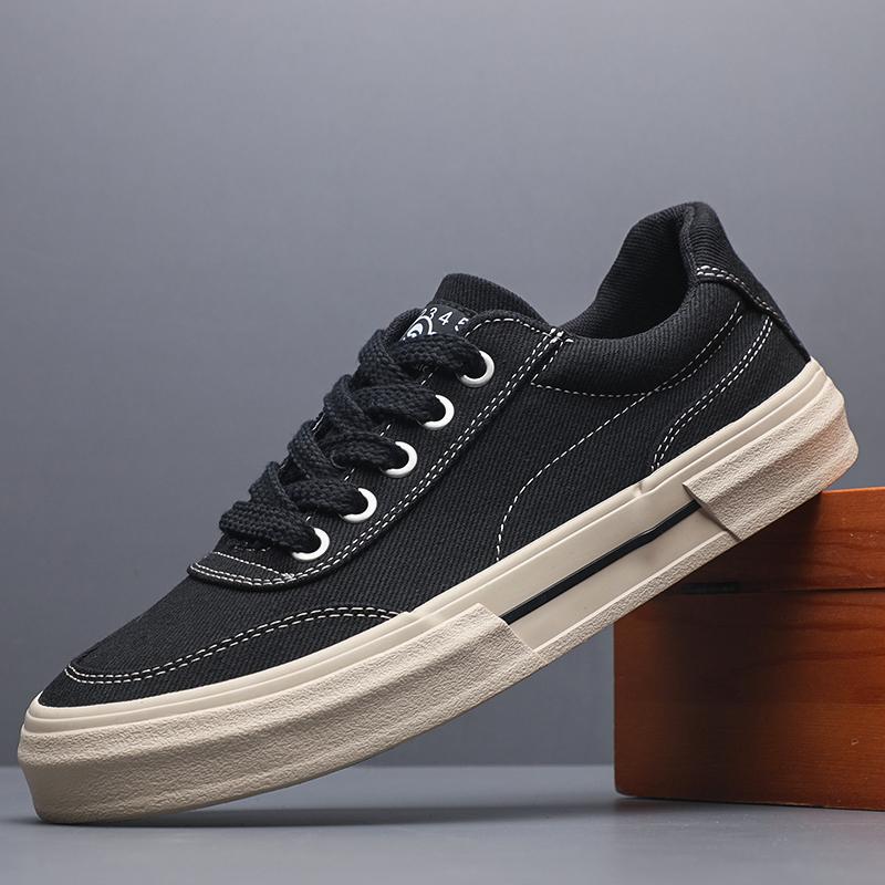 Fashion Classic Men Canvas Shoes Spring Autumn Fashion Solid Color Men Vulcanized Shoes Lace-up Black Casual Shoes Men Sneakers SS25831