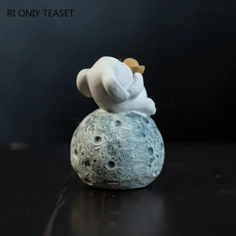 Chinese Yixing Handmade Sculpture Purple Clay Tea Pet Moon Rabbit Model Ornaments Tea Figurine Crafts Zisha Tea Set Decoration