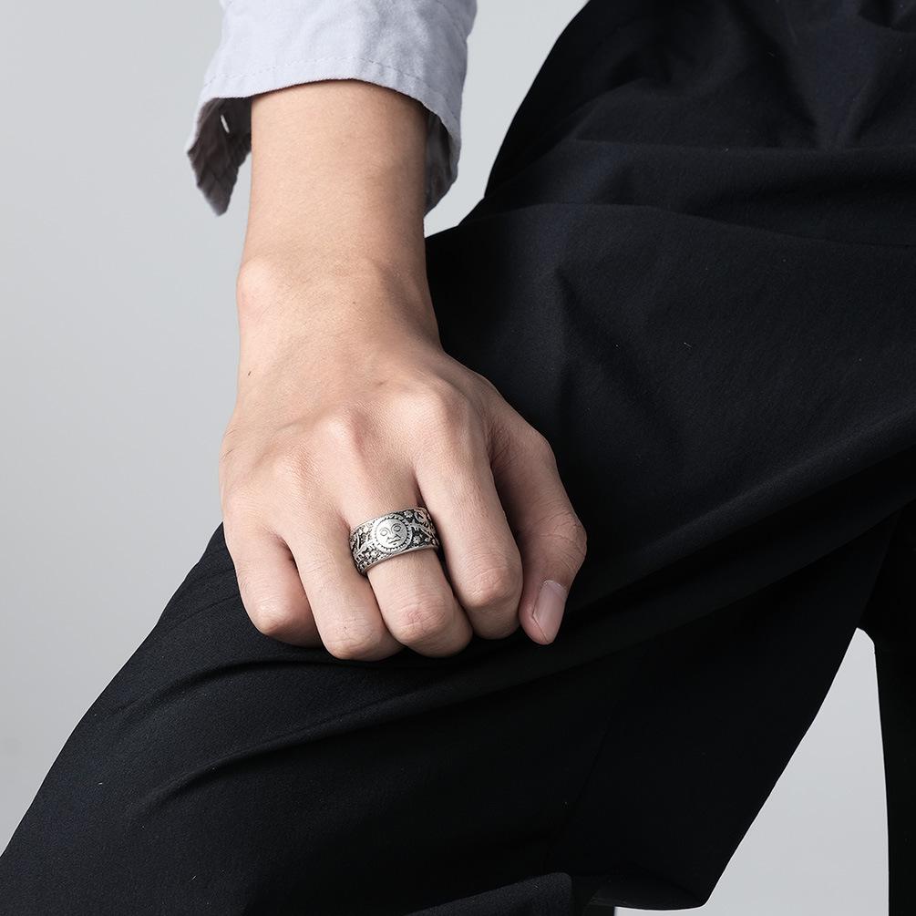 Europäischer und Amerikanischer Retro-Stil Sonne Stern Mond Titanstahl Herrenring Ring