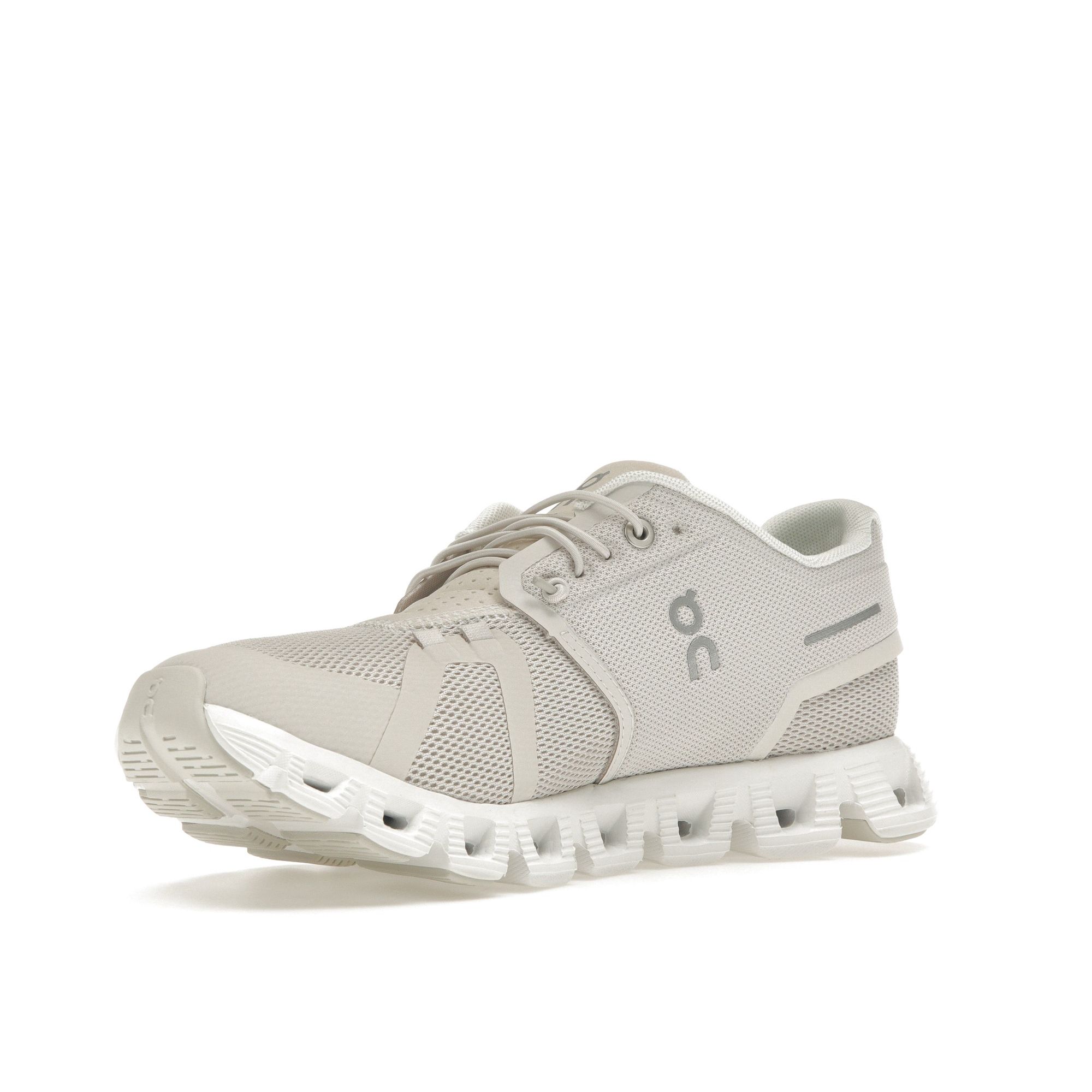 ON Cloud 5 Pearl Женские кроссовки Кремово-белый 59.98773 36.5 — фото 4