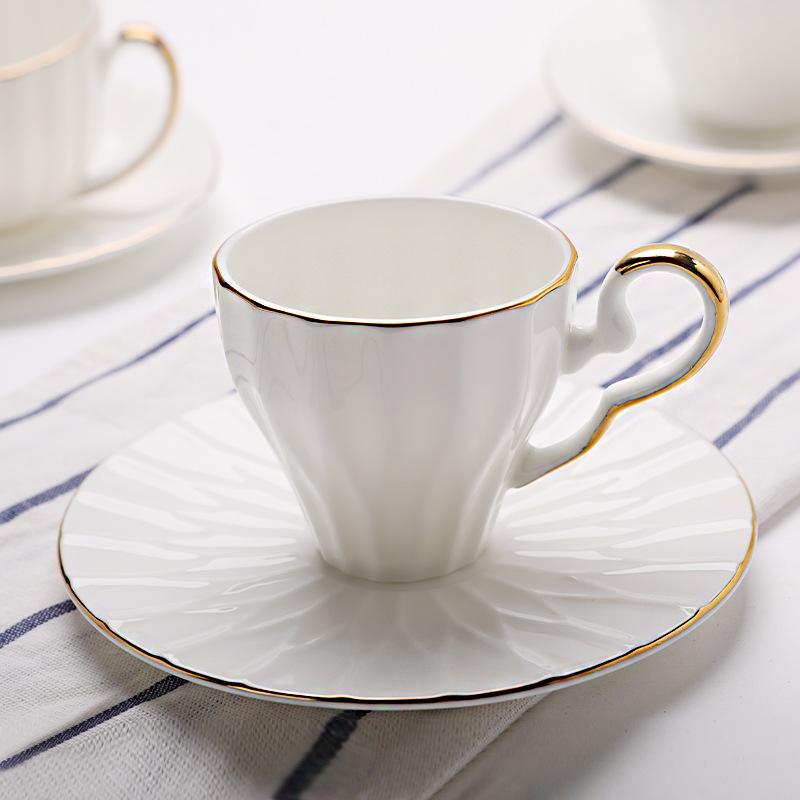 Bone China Coffee Cup and Plate Handmade Gold Embossed Ceramic Cup European Afternoon Tea Ceramic Cup Plate Porcelain Tea Mug