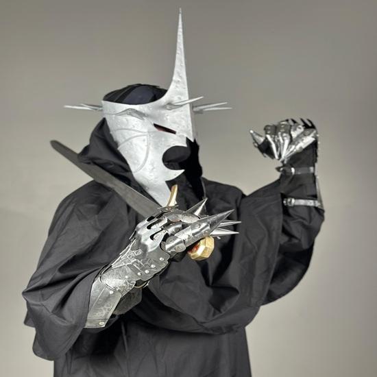 Nazgul Costume Halloween Outfit Ringwraith Robes Rider Costume Gowns Ring Wraith Cosplay Witch King of Angmar Costume Medieval Armor