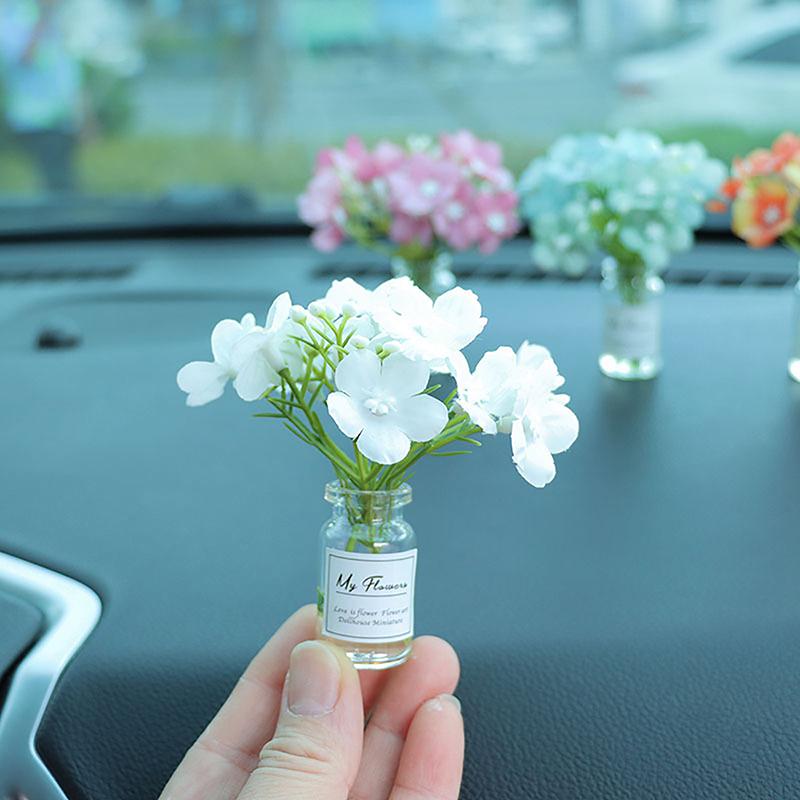 Creative Mini Simulation Sunflower Car Interior Center Console Decoration Crafts Cute Sweet Car Interior Accessories Gifts