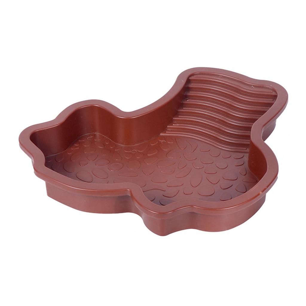 Large Plastic Shelled Animal Bathing Container With Slip Resistant Slope For Water And Land Animals