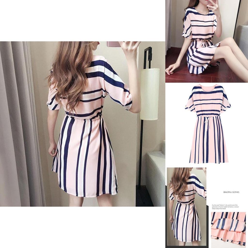 Elegantes und zeitloses Damenmode Kurzarm Freizeitkleid mit klassischen Streifen