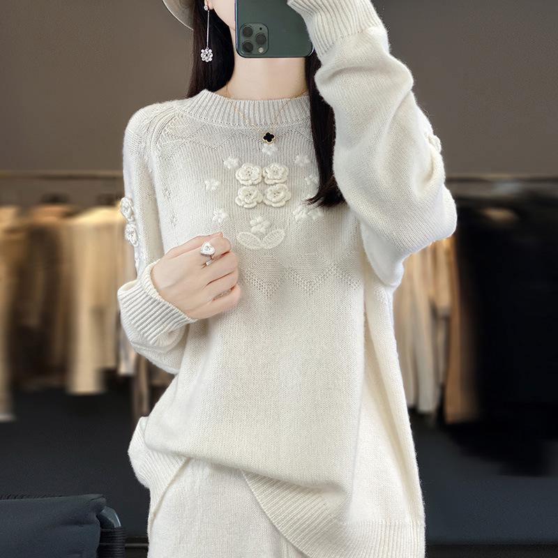 2023 Women's Versatile Wool Sweater: High Neck, Half-Embroidered Knit, Perfect for Autumn/Winter