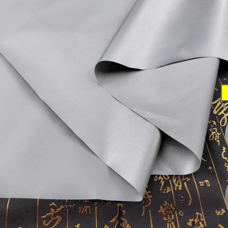 210D Silver Coated Cloth Sunscreen Thin Oxford Waterproof Fabric 180T Black Glue By The Meter for Raincoat Umbrella Tent Sewing