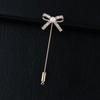 Zircon-Inlaid Bow Brooch, High-End Feel - Elegant Men's Letter Pin & Niche Accessory for Women