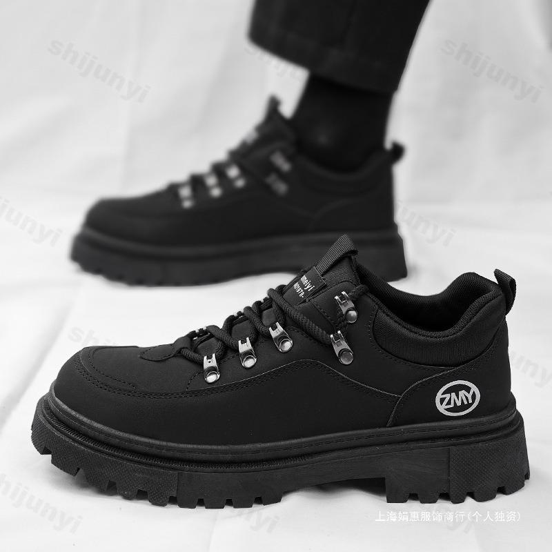 Fashion Fashion Trend Casual Low Top Thick Soled Boots for Men Spring 2025 New Comfortable Height Increasing Non Slip Chunky Short Boots