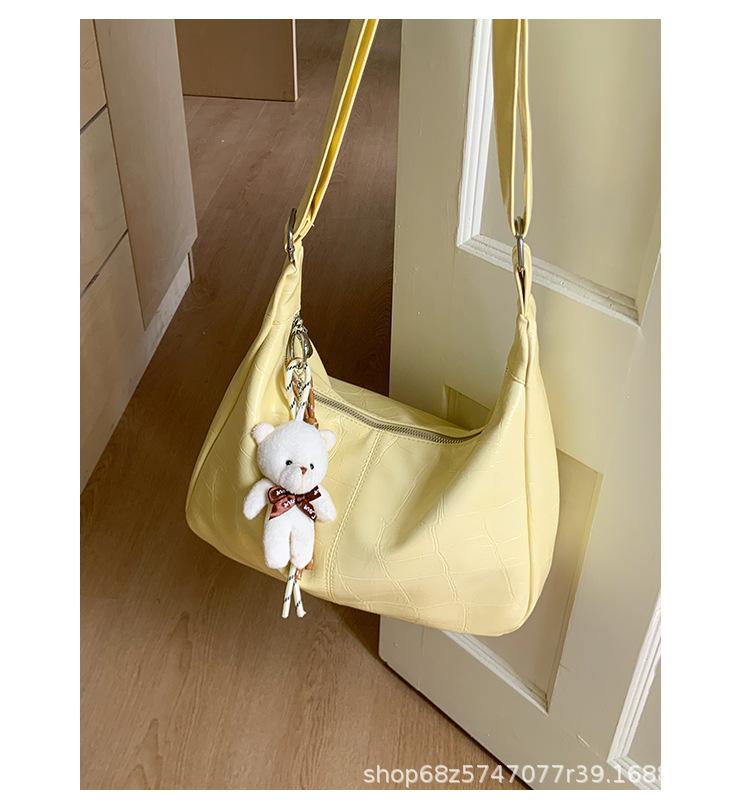 2025 New Fashion Casual Commuter Women's Bag Niche Shoulder Bag Large Capacity Simple Versatile Premium Tote Bag