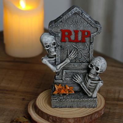 Halloweenská dekorace socha náhrobku Strašidelná pryskyřičná figurka náhrobku kostlivce RIP pro Halloweenskou zahradní venkovní dekoraci