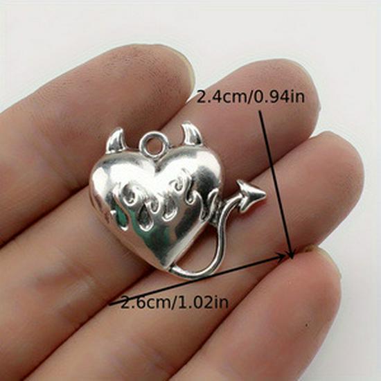 Elf Skull Alloy Pendant: Cross Punk Style Halloween Charm Jewelry Accessory