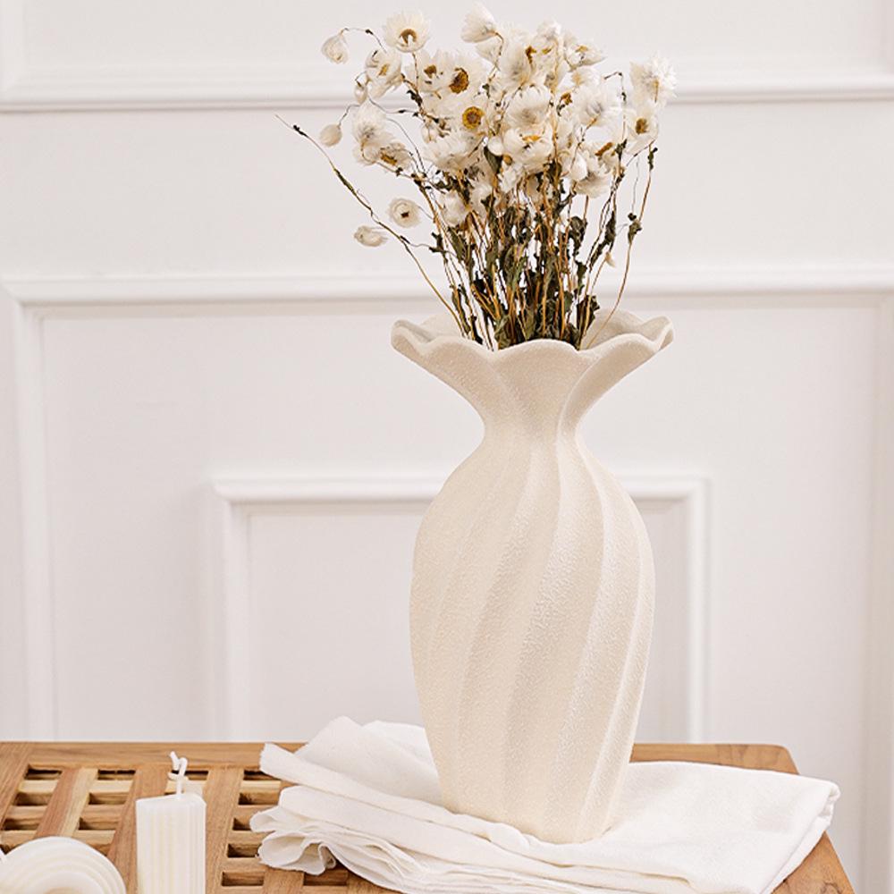 High-End Französische Keramikvase für minimalistische Wohnzimmer – Kunstvolles Trocken- und Hydrokultur-Blumenarrangement